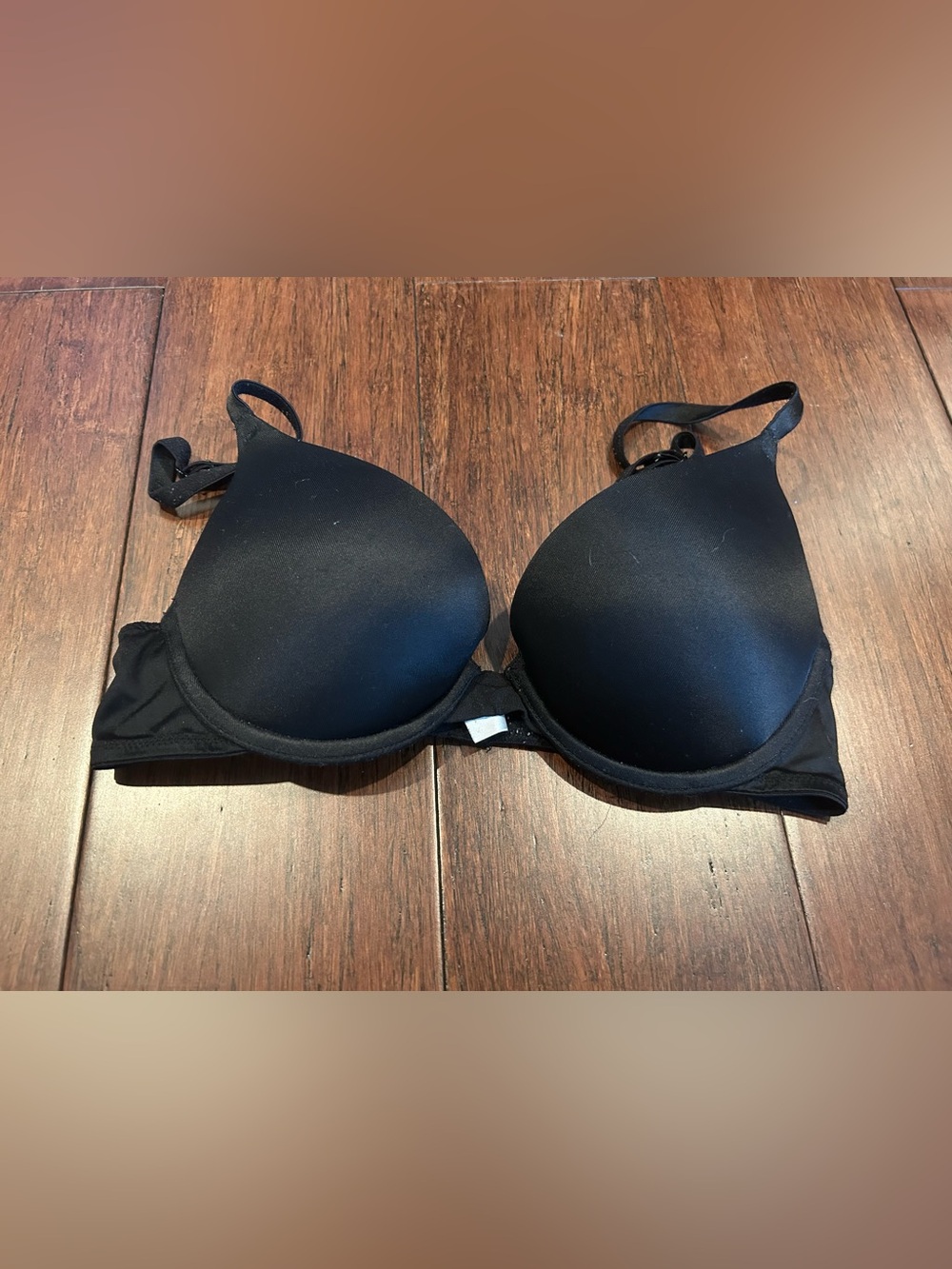PINK Victoria's Secret Smooth Black Molded T-Shirt Bra